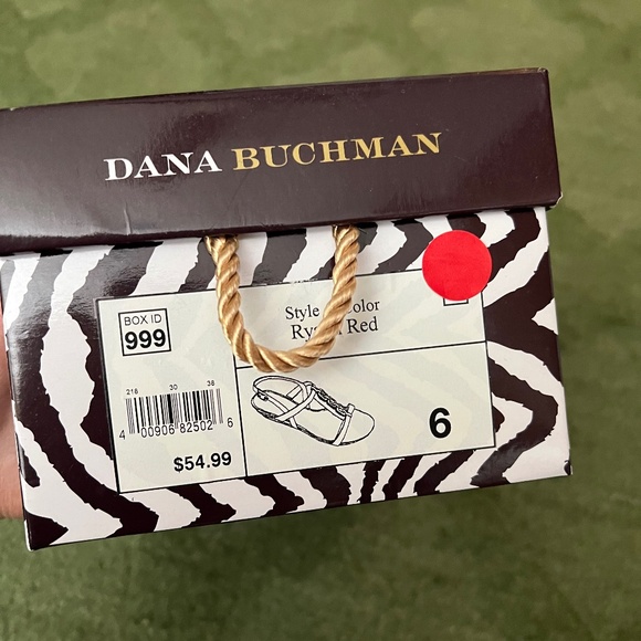 Dana Buchman Ryann Sandal - Size 6M - Picture 6 of 6